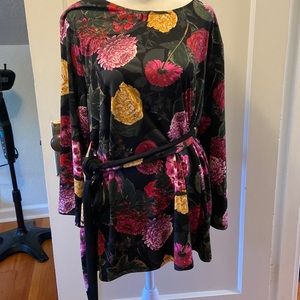 Rachel Roy floral top